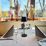 Hotel Kapuzinerhof 3*