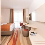 Kapuzinerhof 3*
