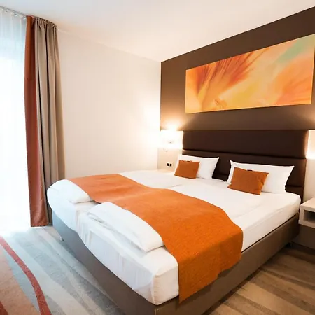 Kapuzinerhof 3*