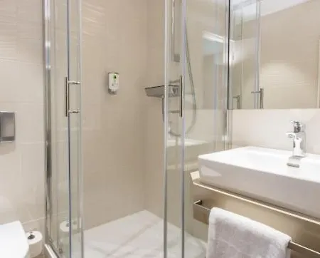Kapuzinerhof 3*