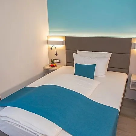 Kapuzinerhof 3*
