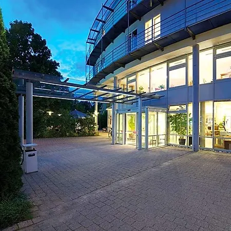 Kapuzinerhof Отель Биберах-ан-дер-Рис