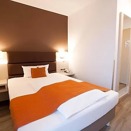 Отель Kapuzinerhof 3*