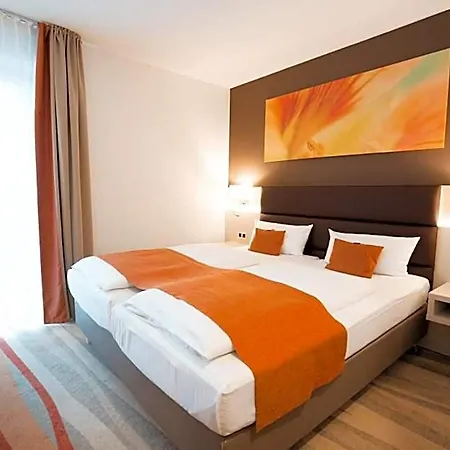 Kapuzinerhof 3* Биберах-ан-дер-Рис